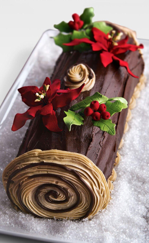 1kg Yule Log Black Forest Cake Online Gift And Flowers