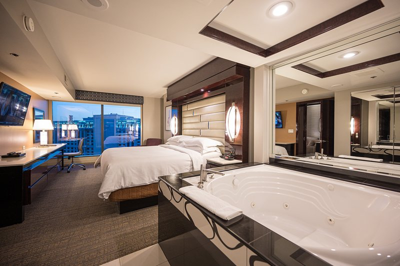 2 Bedroom Luxury Suite At Elara Las Vegas Has Hot Tub And Wi Fi