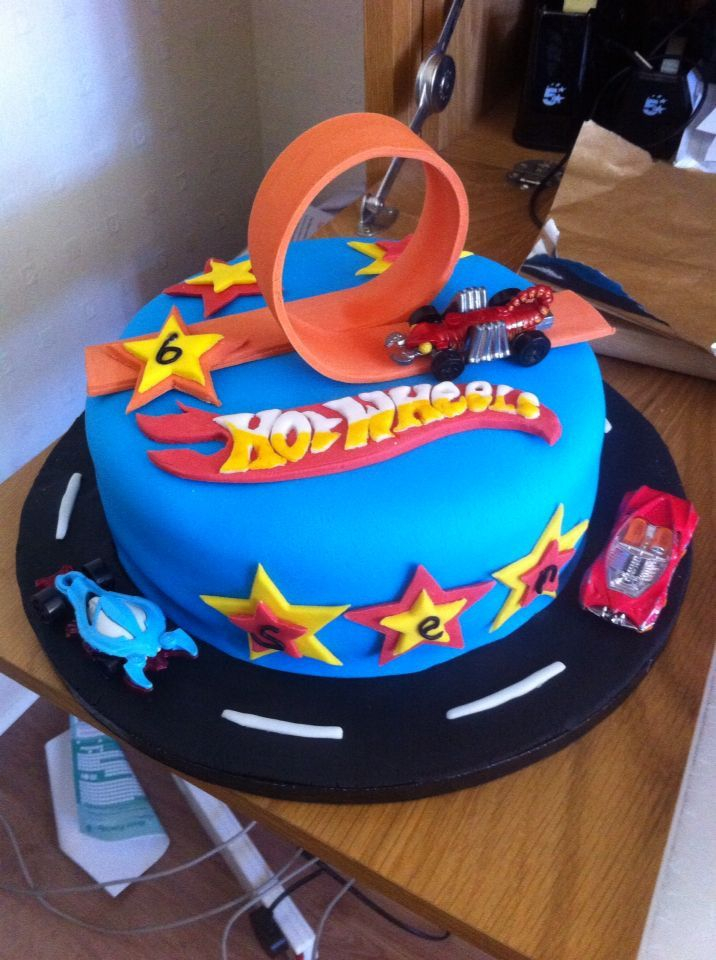 20 Best Hot Wheels Birthday Cakes Ideas In 2020 Hot Wheels Birthday 