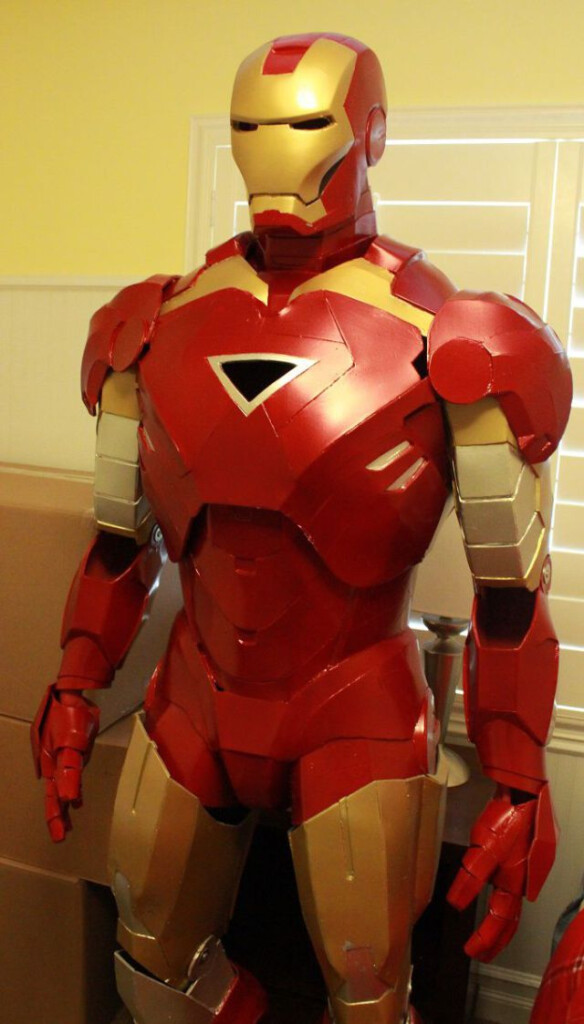 An Awesome Selfmade Iron Man Costume 20 Pics Izismile