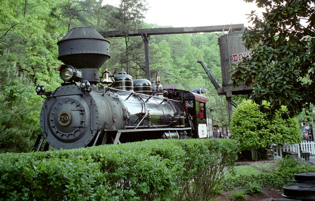 Dollywood Dollywood Express Dollywood Theme Park May 8 Flickr