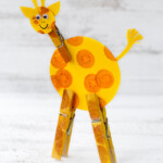 Easy Giraffe Craft For Kids