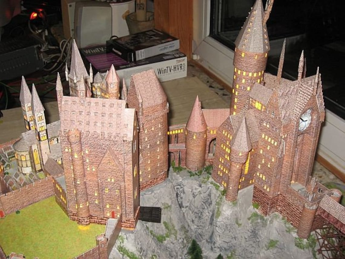 Hogwarts Castle Harry Potter Diy 3d Papercraft Templates Pdf Etsy 