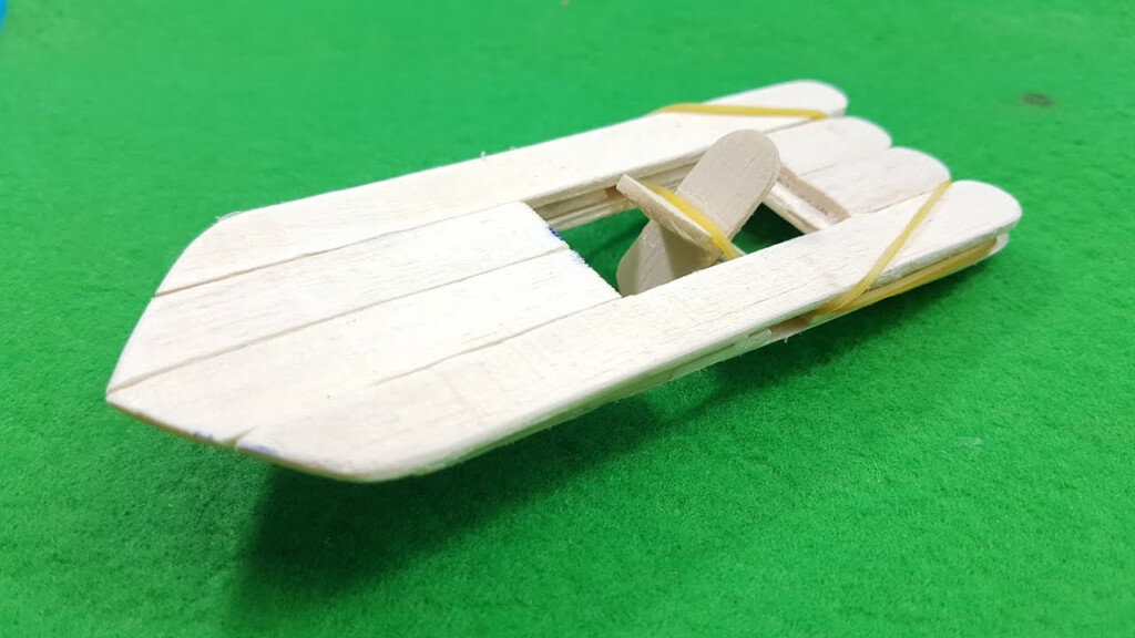 How To Make An Elastic Band Paddle Boat YouTube