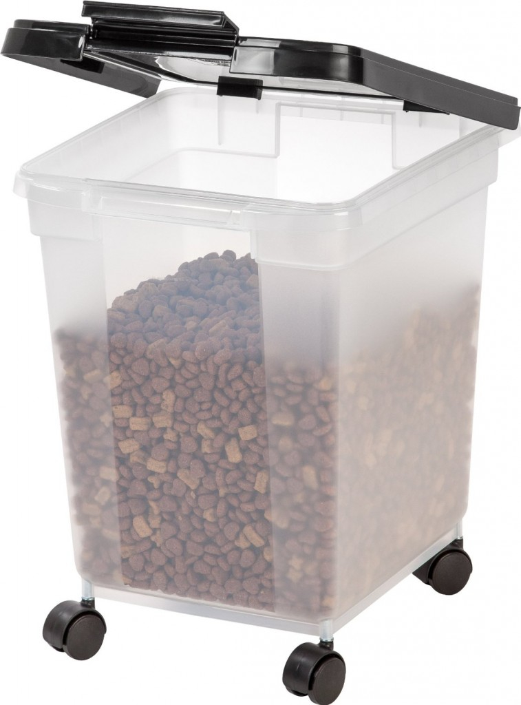 IRIS Airtight Pet Food Container On Sale 