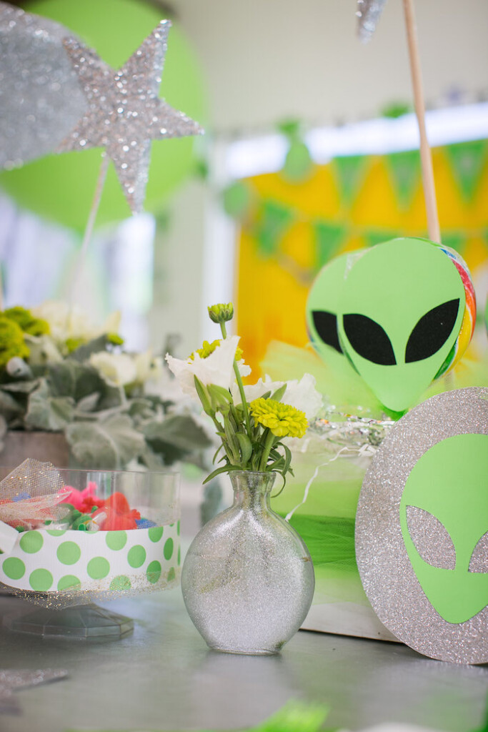 Kara s Party Ideas Alien Invasion Themed Birthday Party