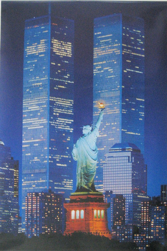 New York Posters Statue Of Liberty World Trade Centre New York Poster 