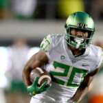 Oregon Football Preps For 2017 Spring Game Addicted To Quack