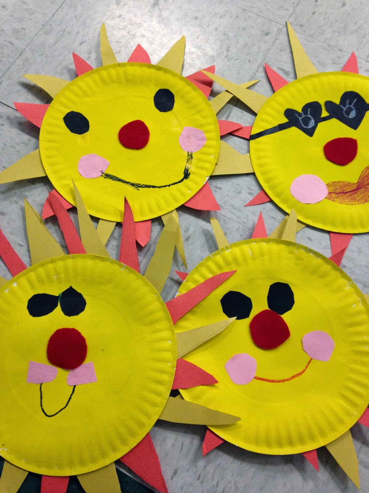 Paper Plate Sun Fun Family Crafts - FreePrintable.me