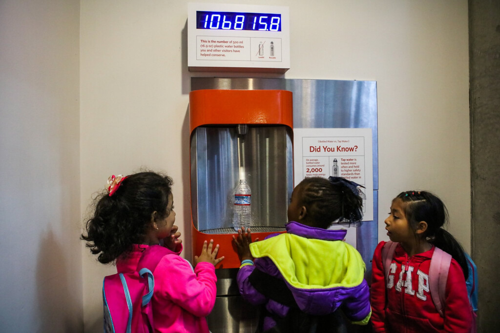 Refill Stations Make Water The Drink Of Choice In S F SFChronicle