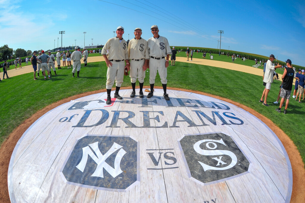 WATCH Yankees White Sox Field Of Dreams Matchup Stages Epic Pregame Show